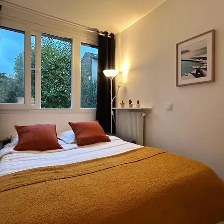 Fully Equipped - 2 Guests - Near Metro Appartamento Parigi