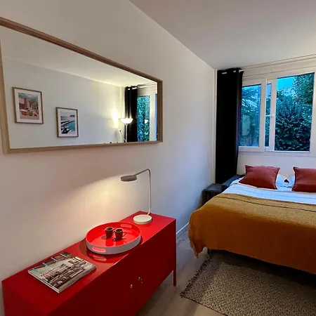 Fully Equipped - 2 Guests - Near Metro Appartamento Parigi